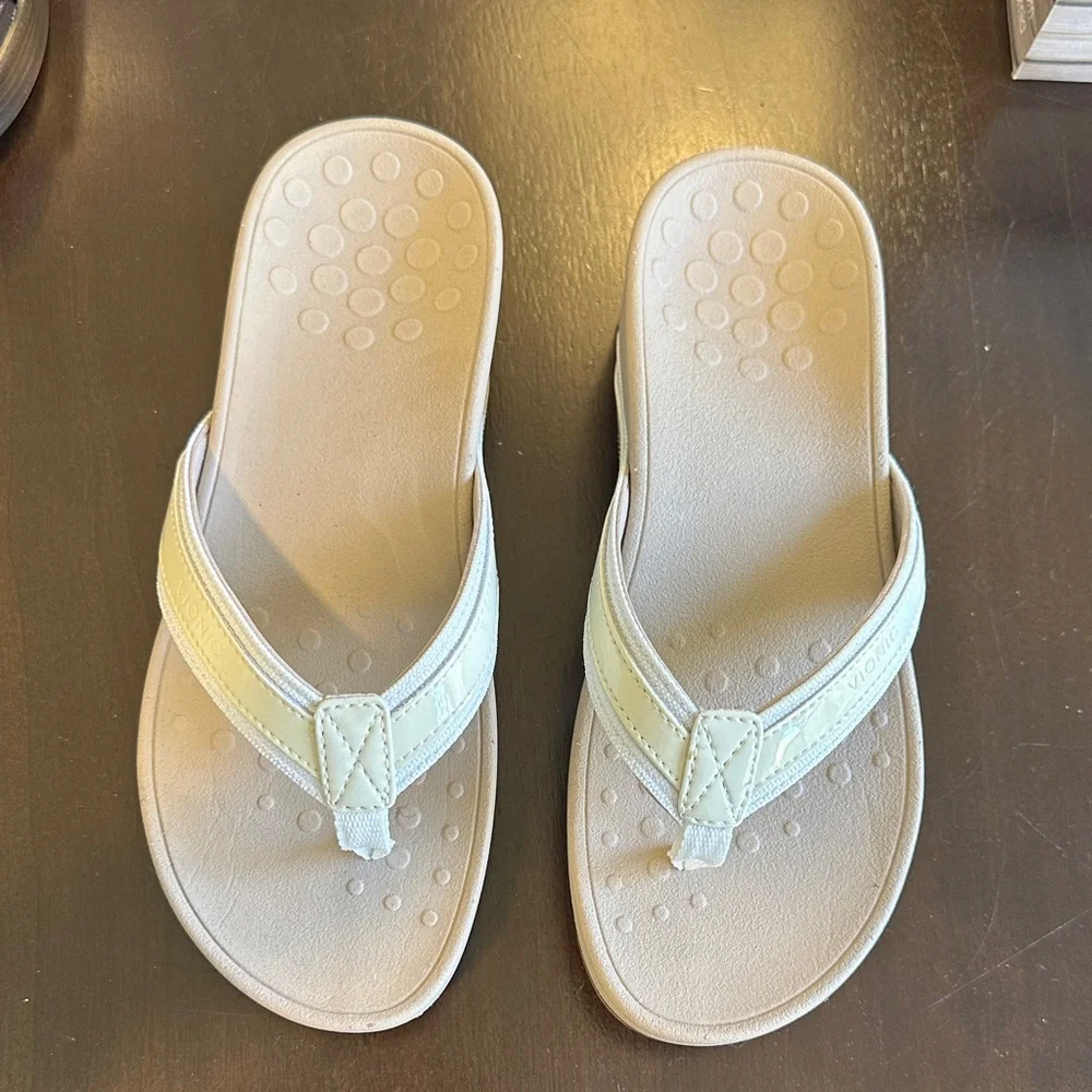 Vionic High Tide Sandals in Beige Women's US Size 7 - Picture 4 of 9